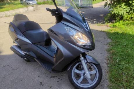 ox_skuter-peugeot-satelita-125