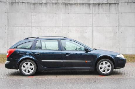 ox_odkupie-renault-laguna-2