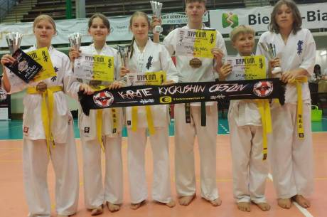 Sukces Cieszyńskich Karateków w Pucharze Beskidów
